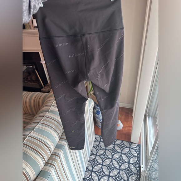 Lululemon Wunder Train High-Rise Tight 25" *Special Edition - Picture 3 of 10